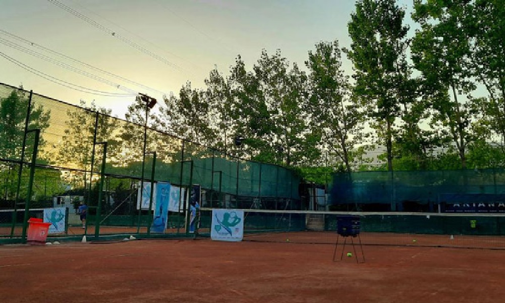 باشگاه تنیس آریانا تهران