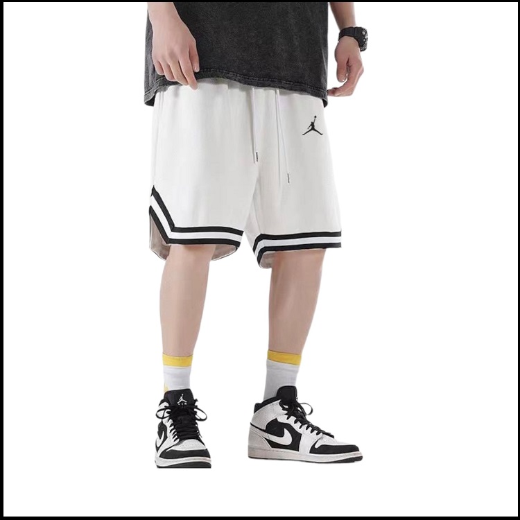 شلوارک ورزشی مردانه مناسب