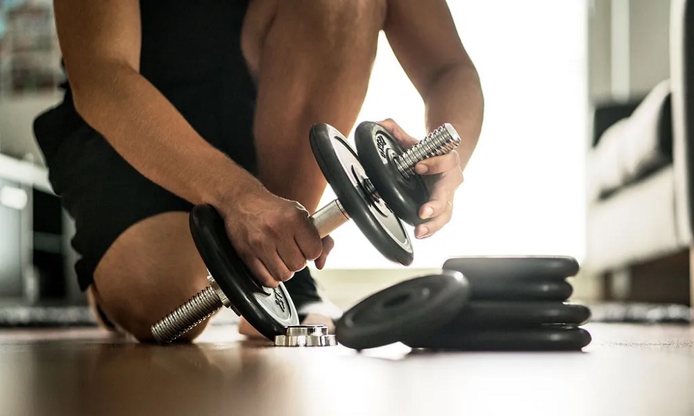 ورزش با دمبل در خانه