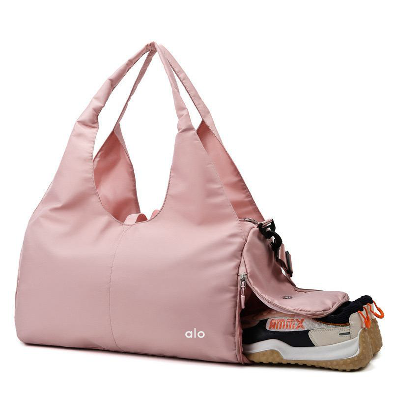 کیف ورزشی زنانه الو مدل 25050 جاکفشدار