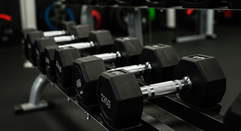 راهنمای خرید وزن مناسب دمبل برای تمرین ورزش های مختلف