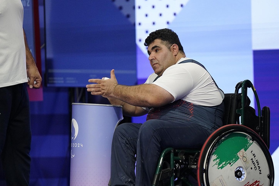 علی‌اکبر غریب‌شاهی