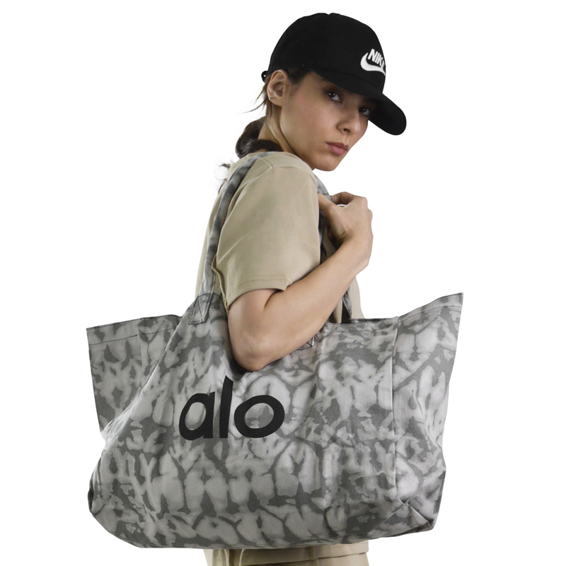 توت بگ الو مدل W7066R