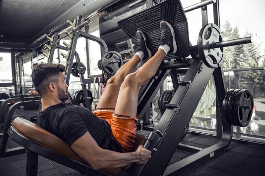 تجهیزات بدنسازی ضروری برای هر باشگاه