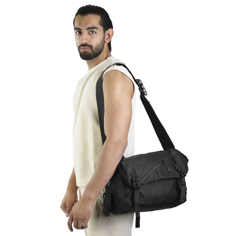 کیف دوشی ورزشی مکیس اند جی پی ان مدل GNT-252740