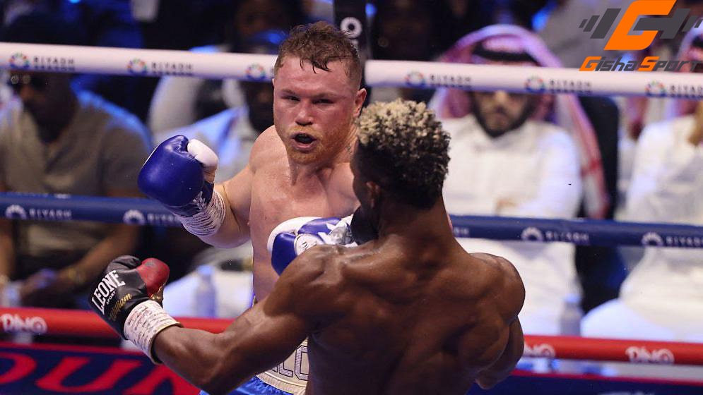 مبارزه سائول آلوارز