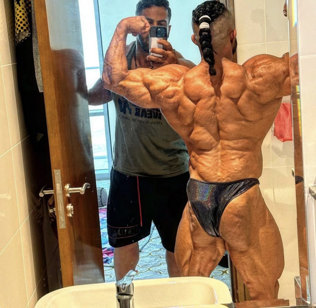 قهرمانی بابک اکبرنیا