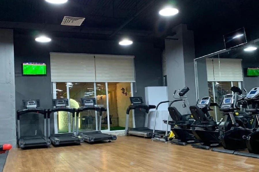 باشگاه زنانه شرق تهران