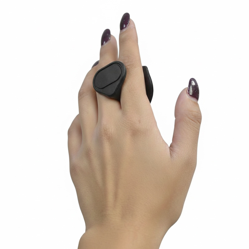 پد محافظ و ضد لغزش دست سیلیکونی مدل Grip Pad-404H1251 بسته دو عددی1111 پد محافظ و ضد لغزش دست سیلیکونی مدل Grip Pad-404H1251 بسته دو عددی1111