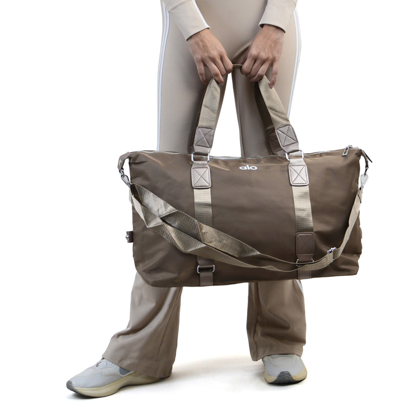 کیف ورزشی زنانه الو مدل 253310